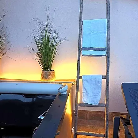 Sophia Bed & Breakfast 3*